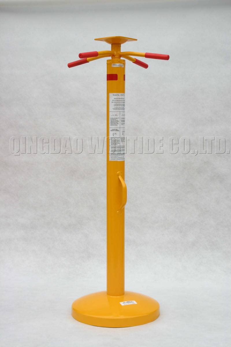 Trailer Stabilizing Jacks